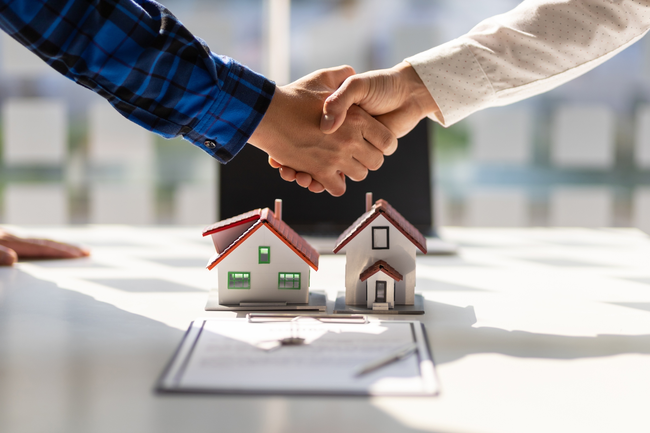 TurboTenant vs. Property Managers: Which is Right for You?