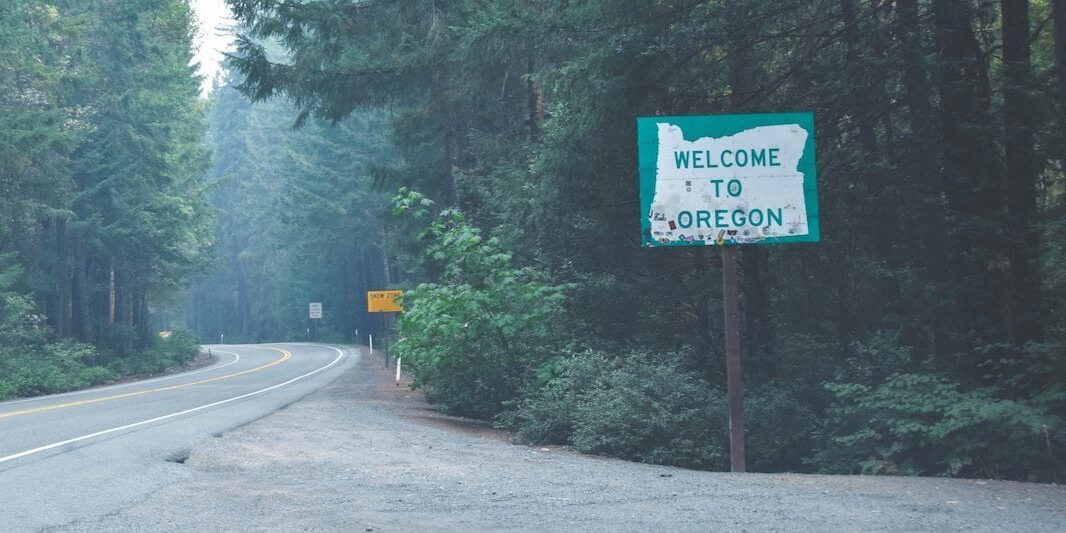 Oregon Rent Control Laws: Landlord/Tenant Guide 2024