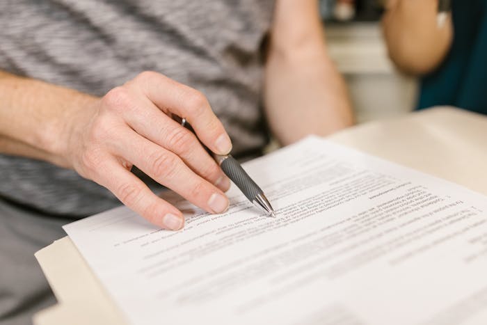 Landlords: Avoid Simple Lease Agreements