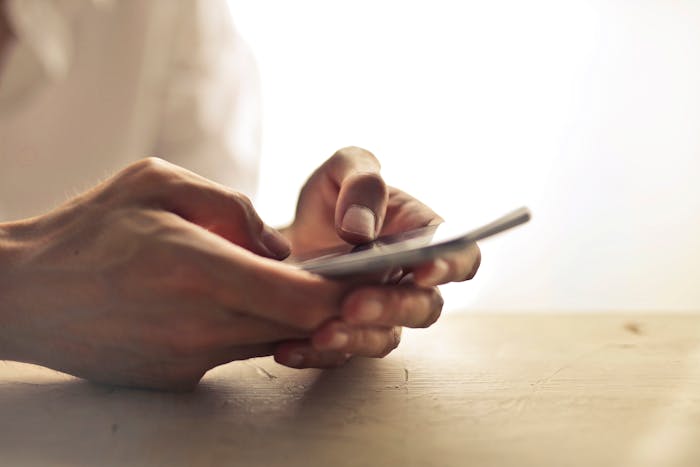 What Landlords Need in a Tenant Portal (Apps & More)