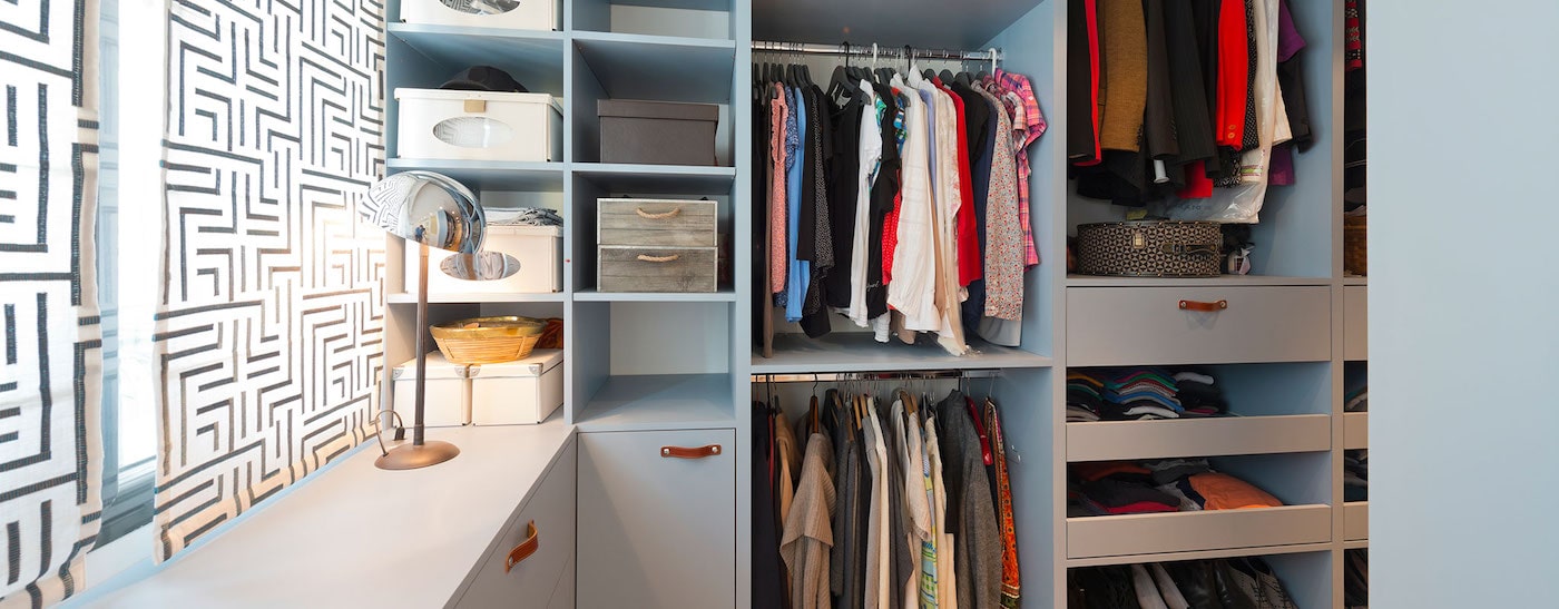 Studio Apartment Organization: 15 Storage Tips & Tricks