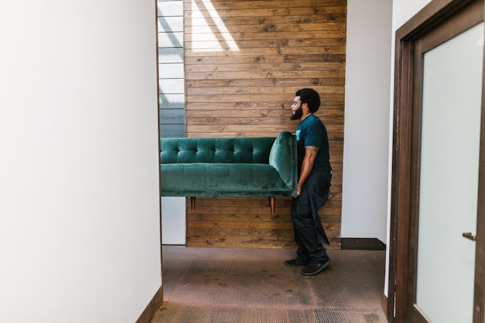 What Landlords Need to Know About a Mid-Term Lease Agreement & Rentals