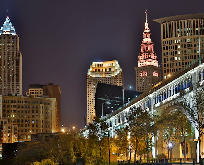 Cleveland, Ohio skyline at night