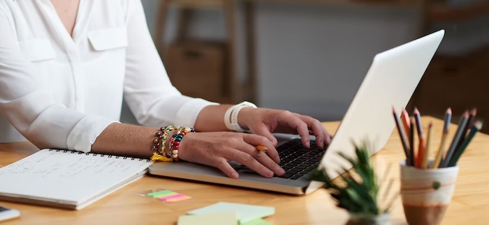 Apartment Applications: How Landlords Send Free Digital Forms