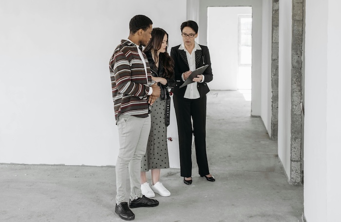 45 Smart Questions to Ask Before Renting an Apartment